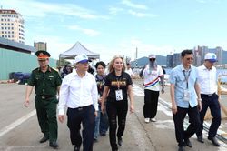 Chủ tịch UBND thành phố Đà Nẵng kiểm tra, động viên hai đội Việt Nam và Pháp trước đêm thi thứ hai DIFF 2026