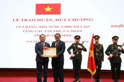Quảng Ninh đón nhận Huân chương Lao động hạng Nhất của nước CHDCND Lào