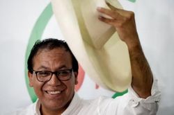 Ngay trước ngày bầu cử, ứng cử viên Tổng thống Peru đối mặt nguy cơ hầu tòa
