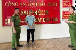 Khởi tố đối tượng lừa đảo gần 2 tỷ đồng bằng chiêu nhận làm thủ tục chuyển đổi đất