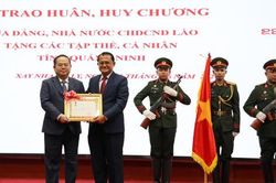 Tỉnh Quảng Ninh đón nhận Huân chương Lao động hạng Nhất tại Lào