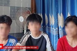 Xác minh vụ hai thiếu niên phải bán điện thoại để về quê