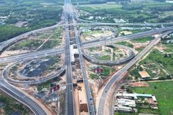 18h h&ocirc;m nay, mở to&agrave;n bộ n&uacute;t giao Long Th&agrave;nh, xe đi lại thuận lợi giữa 2 cao tốc