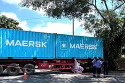 Vụ xe container tông công nông: Thêm 1 nạn nhân tử vong
