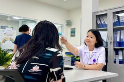 Triệu chứng ban đầu khi mắc Ebola dễ nhầm với các bệnh do virus khác