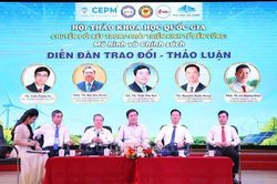 Khẳng định vai trò của cơ sở giáo dục đại học trong chuyển đổi xanh, chuyển đổi số