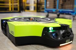 Amazon ra mắt robot kho hàng mới giữa làn sóng cắt giảm nhân sự vì AI