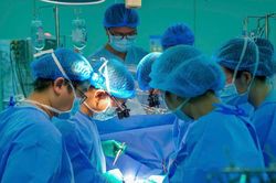 Cứu sống bệnh nhi 13 tuổi bị suy tim giai đoạn cuối