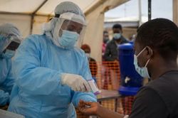Kế hoạch ứng phó Ebola trị giá 518 triệu USD của WHO