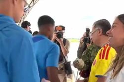 James Rodriguez gây tranh cãi vì phớt lờ con gái Tổng thống Colombia trước thềm World Cup 2026