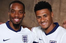 Ivan Toney và Ollie Watkins: Từ quân xanh tại EURO đến quân bài chiến lược của Tuchel
