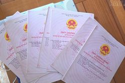Hơn 10 năm chờ đính chính 'sổ đỏ', quyền lợi người dân bị đình trệ
