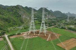 Đường dây 500kV mạch 3 Quảng Trạch - Phố Nối hoàn thành sau 6 tháng thi công