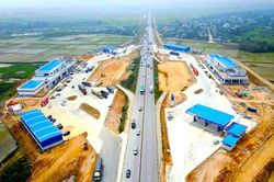 Bộ Xây dựng yêu cầu tăng tốc hoàn thành trạm dừng nghỉ trên cao tốc Bắc - Nam