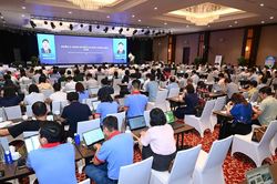Gỡ 'điểm nghẽn' thể chế để kinh tế biển bứt phá