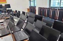 Quảng cáo cờ bạc trá hình tiếp tay cho tội phạm