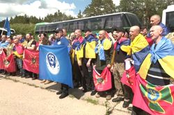 Nga v&agrave; Ukraine trao đổi 185 t&ugrave; binh mỗi b&ecirc;n