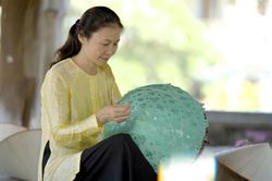 Nón làng Chuông – Giữ nghề trong thời đại số