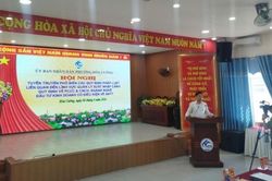 Công an phường Hòa Cường số hóa quản lý tạm trú người nước ngoài