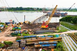 Hiện trạng cây cầu gần 4.900 tỷ đồng nối Hà Nội - Hưng Yên sau 9 tháng thi công