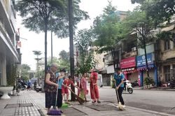 Phường Văn Miếu - Quốc Tử Giám: Đồng loạt ra quân xây dựng môi trường Xanh - Sạch - Đẹp