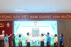 Phường Đông Ngạc triển khai mô hình 'QR Xanh', chung tay bảo vệ môi trường