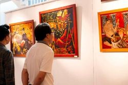 'Ký ức nằm dưới lớp màu' - Thế giới hội họa rực rỡ, giàu bản sắc Việt