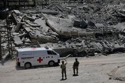 Israel không kích dữ dội miền Nam Lebanon gây nhiều thương vong