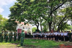 Nhiều hoạt động 'Tiết học biên cương' và cuộc thi 'Em yêu biển, đảo quê hương'