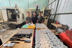Bí mật bên trong đường dây sản xuất vũ khí vừa bị triệt phá