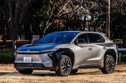Tokyo tăng trợ cấp xe điện hóa hơn 8.000 USD