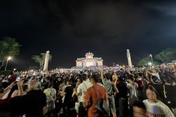 'Một nửa Việt Nam lại đang ở Huế'