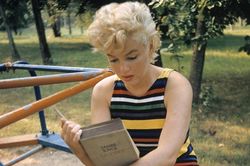Marilyn Monroe là một độc giả say mê
