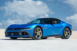 Siêu xe Ferrari 12Cilindri sắp được trang bị hộp số sàn?