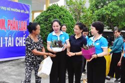Phụ nữ Tuyên Quang chung tay xử lí rác thải và chống rác thải nhựa