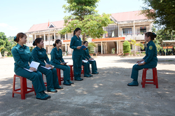 'Bóng hồng sao vuông' nơi vùng sâu Đắk Sắk