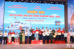 Đội Biển Xanh (Lâm Đồng) đoạt giải Nhất Cuộc thi 'Em yêu biển, đảo quê hương' khu vực 5
