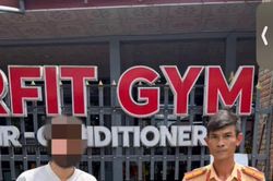 Buông cả hai tay khi điều khiển xe mô tô ở Đà Nẵng, quái xế người nước ngoài bị xử lý, tịch thu phương tiện
