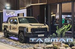 [GALLERY] Cận cảnh Kia Tasman đầu tiên về Việt Nam, 'đấu' Ranger và Hilux
