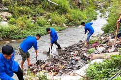 Tuổi trẻ Nghệ An ra quân vì một Việt Nam xanh - sạch - đẹp