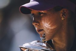 Mirra Andreeva vô địch Roland Garros: Sức mạnh công chúa nước Nga