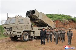 Ông Kim Jong Un chỉ đạo tăng năng lực sản xuất tên lửa đạn đạo và tên lửa hành trình