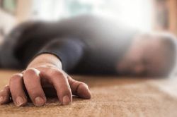 Người đàn ông 61 tuổi tử vong dù ăn kiêng suốt 8 năm, biết lý do bác sĩ chỉ 'lắc đầu'