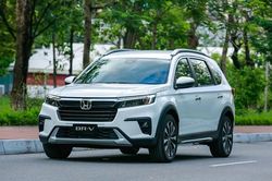 Giá xe Honda BR-V tháng 6/2026, tặng 50% phí trước bạ