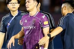 Cầu thủ 'Chelsea Việt Nam' bật khóc khi phải xuống hạng sau 22 năm