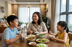 Diễn đàn tháng 6: Hạnh phúc không nằm ở một gia đình 'tròn'