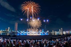 DIFF 2026: Hai đội Việt Nam và Pháp thắp sáng 'sắc màu di sản' trên bầu trời Đà Nẵng