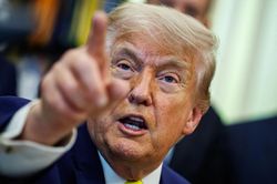 Tổng thống Trump để ngỏ khả năng Chính phủ Mỹ nắm cổ phần tại các công ty AI hàng đầu thế giới