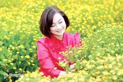 Em lót thảm đợi anh - hành trình của một người đàn bà đi qua yêu thương bằng thơ