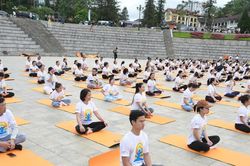 Sa Pa rực rỡ Ngày hội Yoga lần thứ 12: Cầu nối hữu nghị Việt Nam – Ấn Độ
